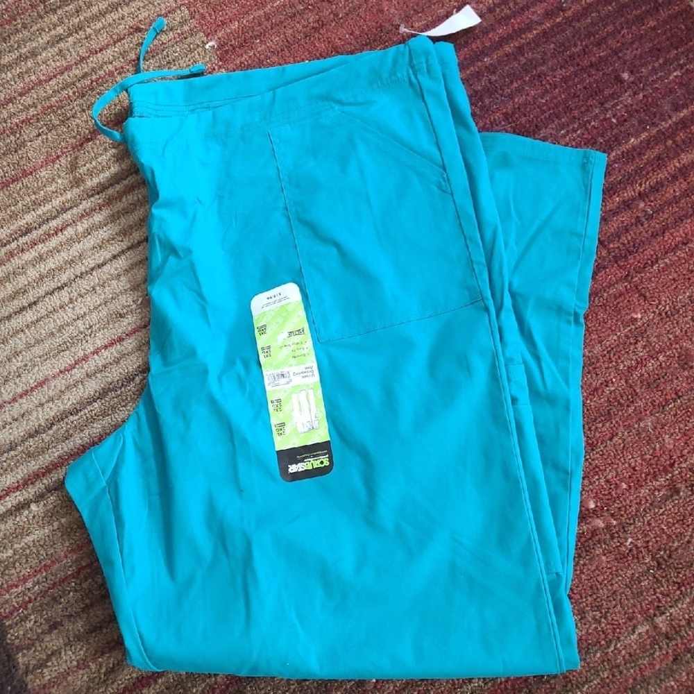 Teal Scrub Set - Picture 3 of 5